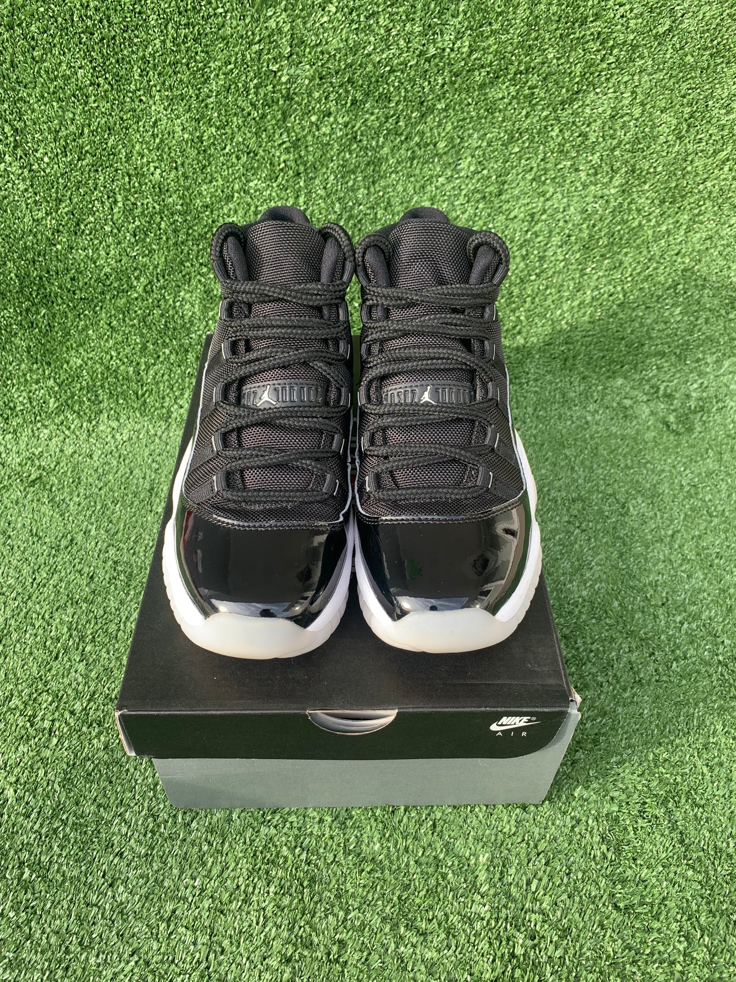 Jordan 11 - Jubilee (GS) [6Y - USED]