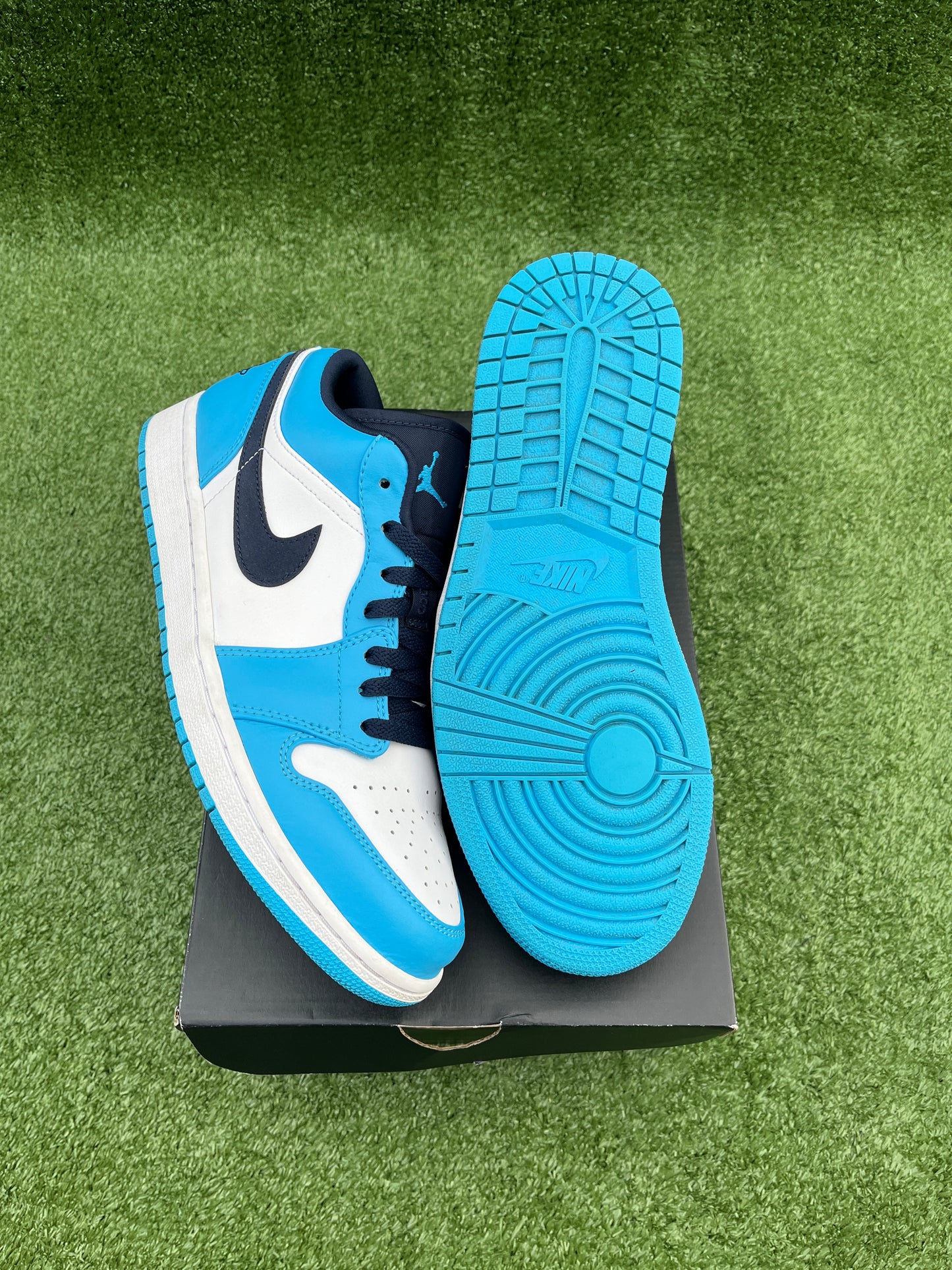 Jordan 1 Low - UNC [US9.5-USED]