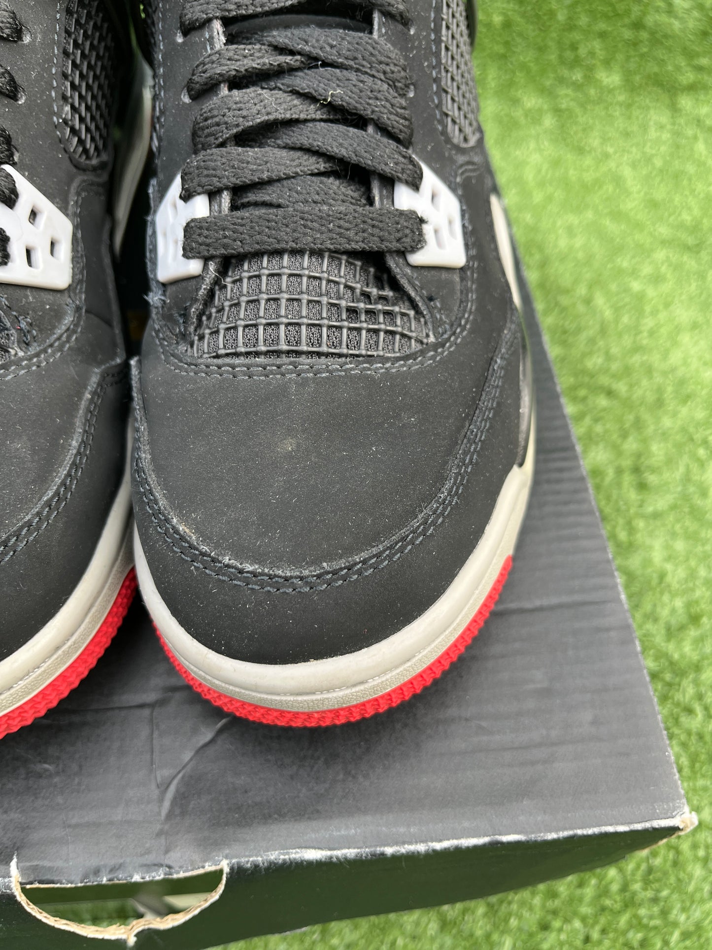 Jordan 4 - Bred [6Y-USED]