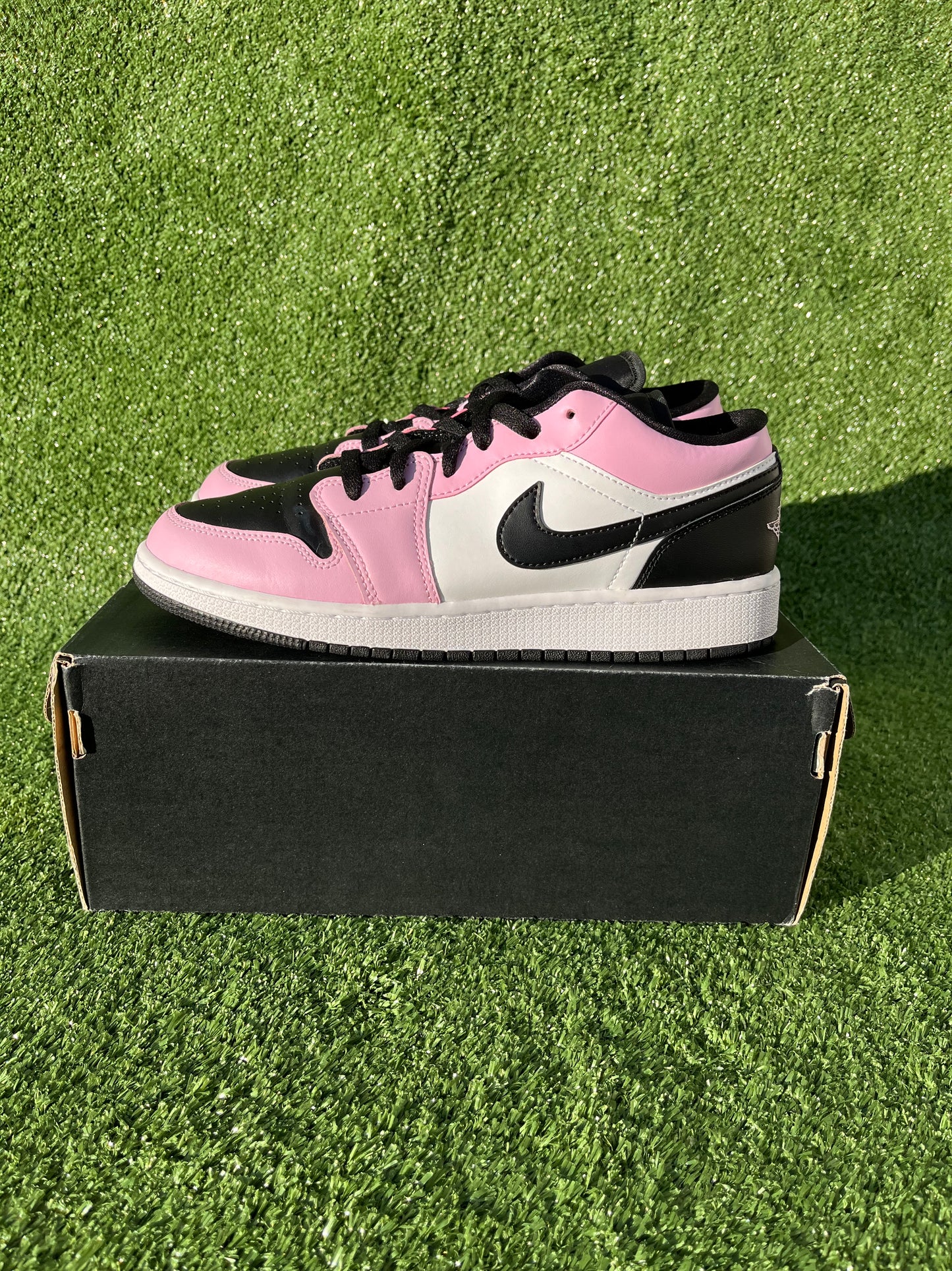 Jordan 1 Low - Arctic Pink [7Y-USED]