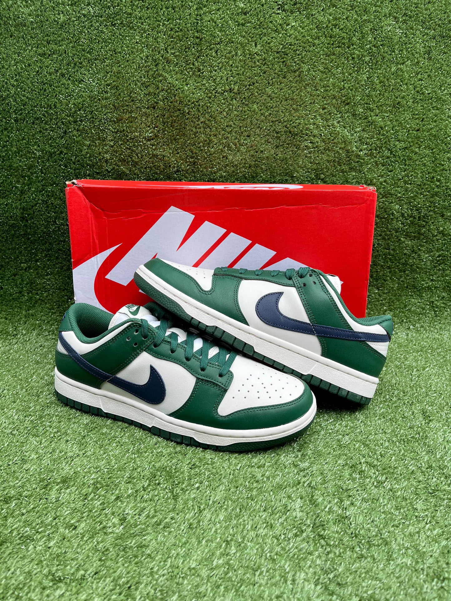 Nike Dunk Low - Gorge Green