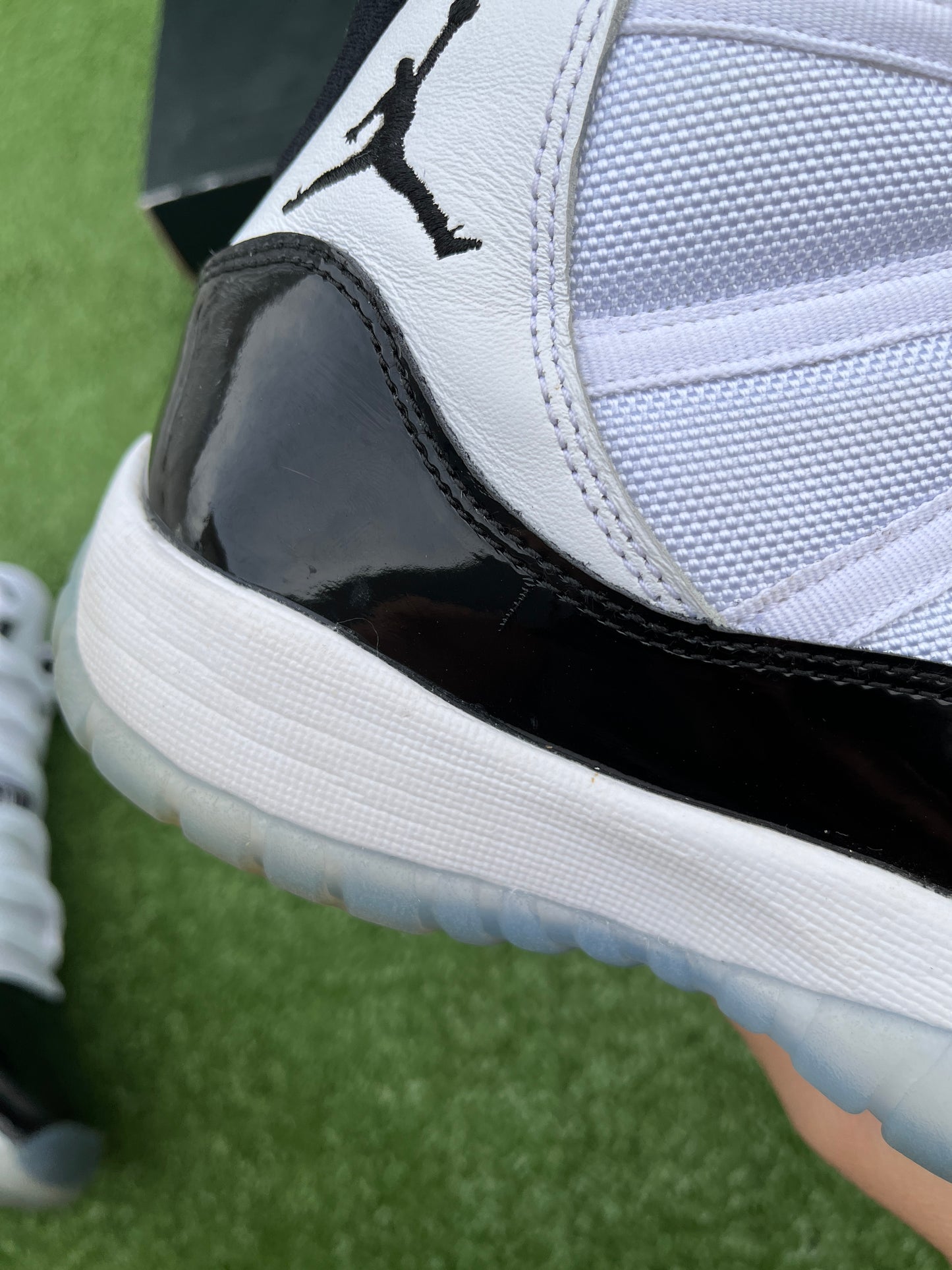 Jordan 11 - Concord [6Y-USED]