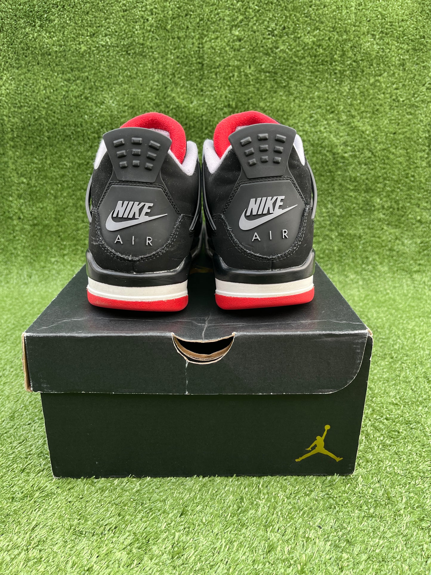 Jordan 4 - Bred [6Y-USED]