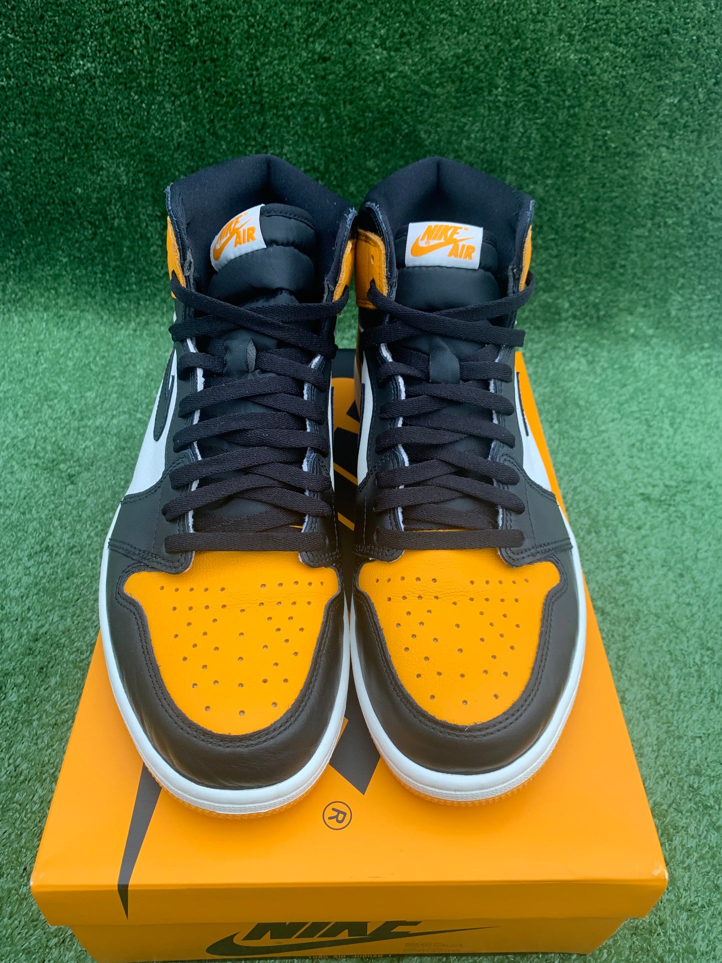 Jordan 1 High - Taxi [USED]