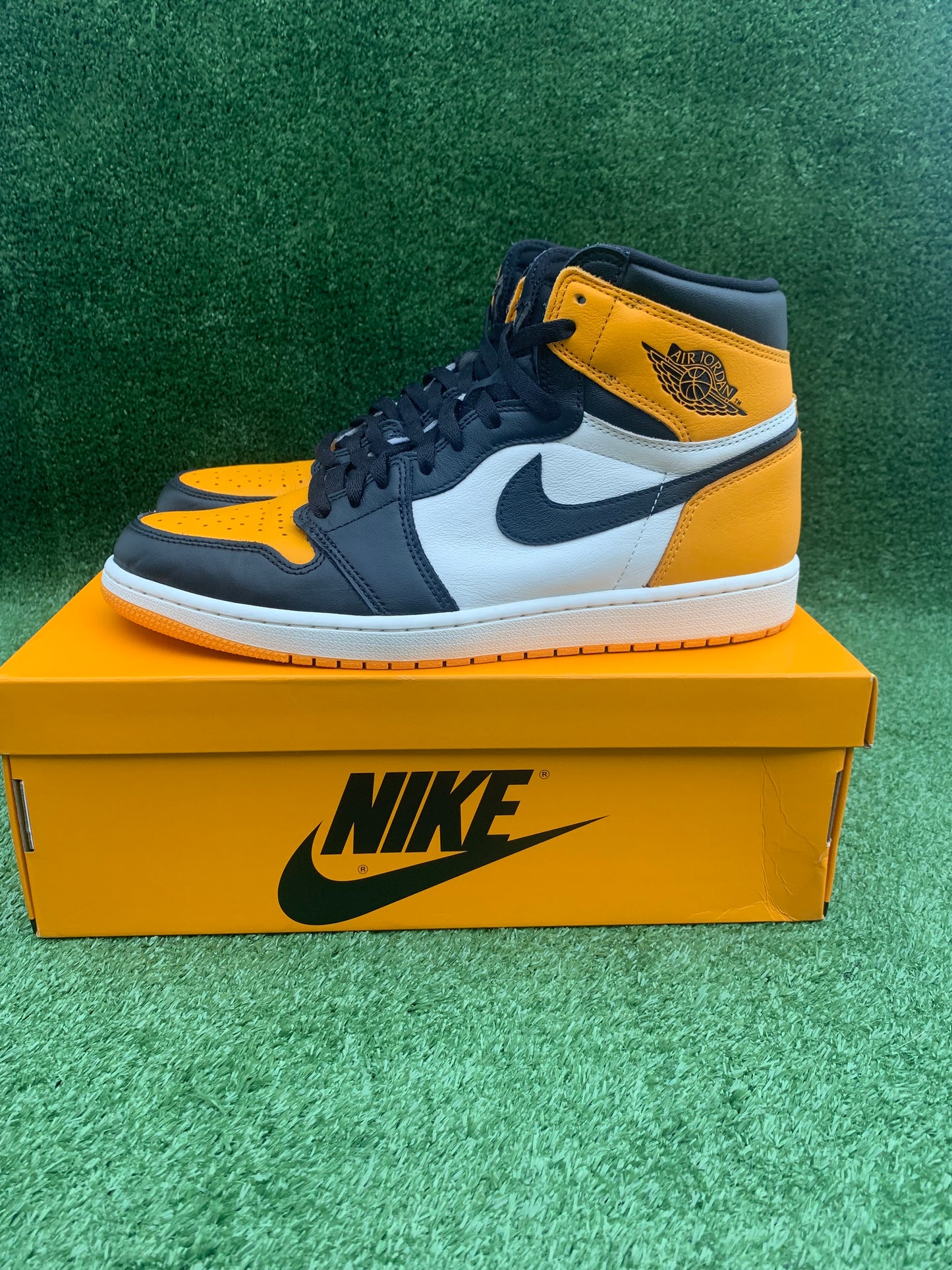 Jordan 1 High - Taxi [USED]